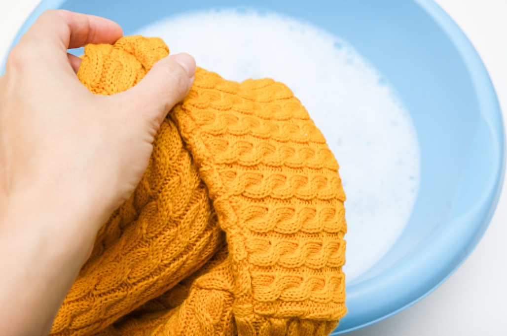 Come si lavano i maglioni di Cashmere?
