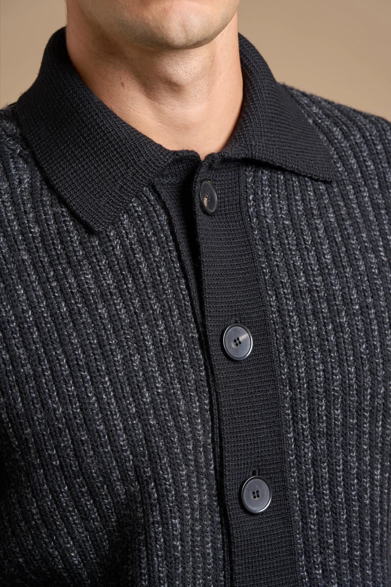 Cardigan con colletto a camicia