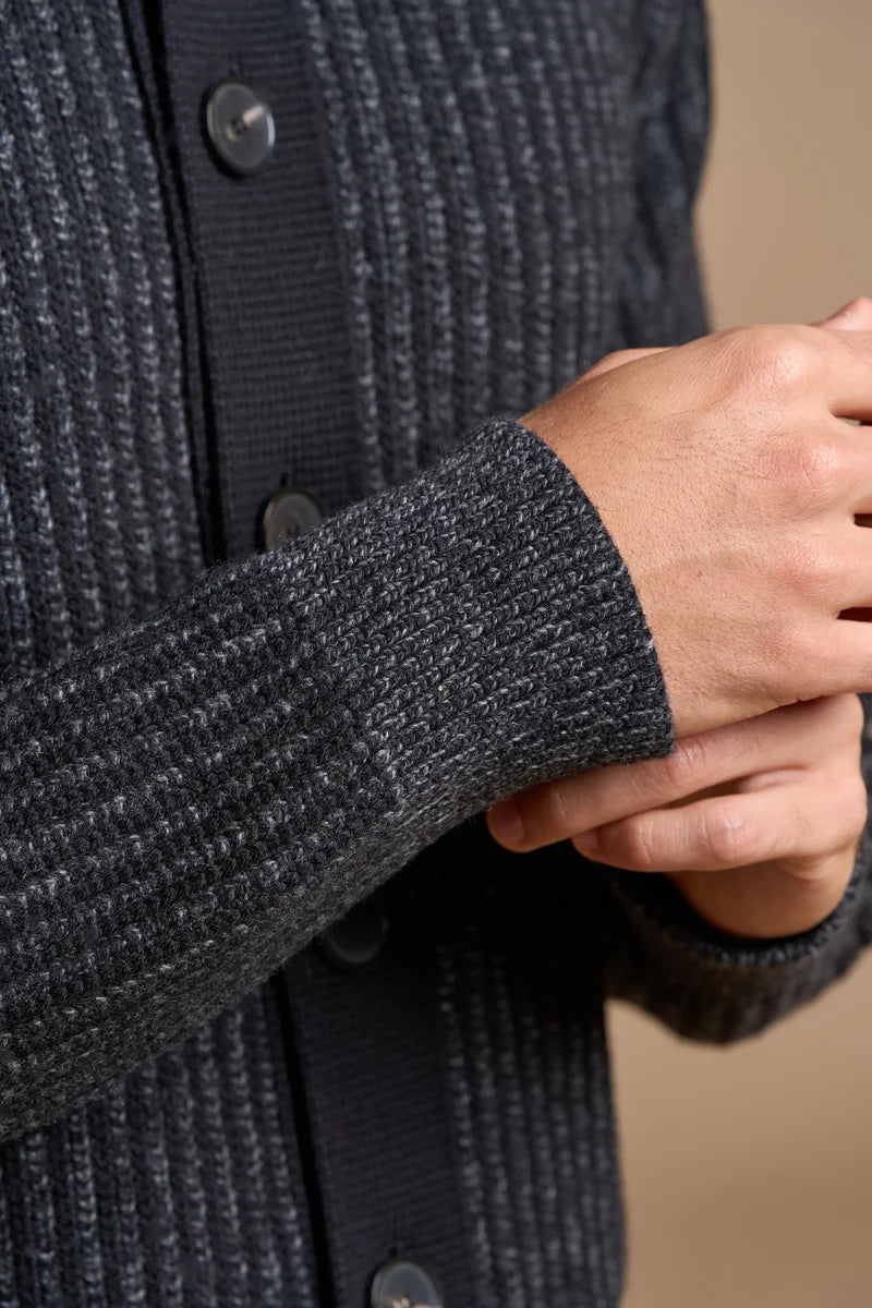 Cardigan con colletto a camicia