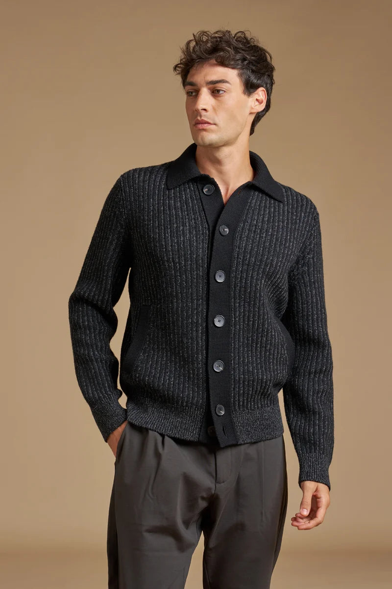 Cardigan con colletto a camicia