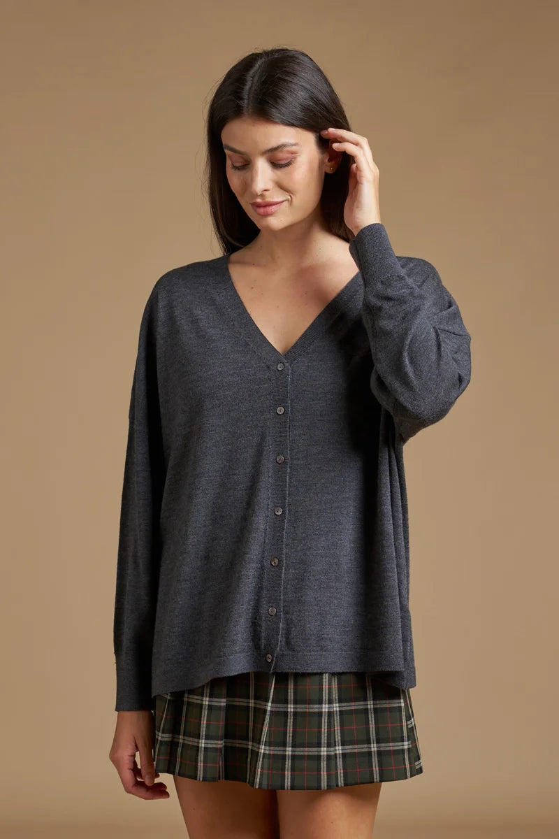 Cardigan V over in Lana Merino