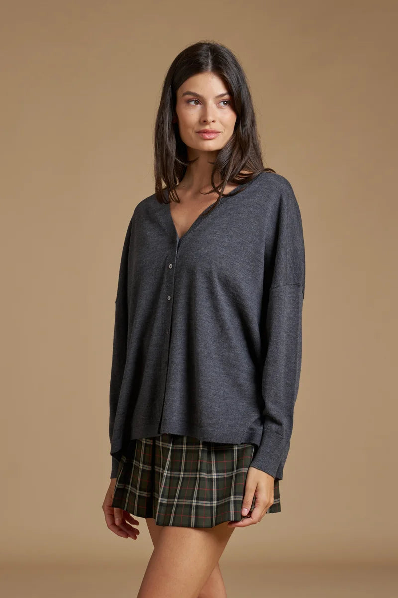 Cardigan V over in Lana Merino