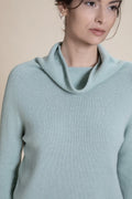 Maglia con collo ampio