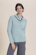 Maglia con collo ampio