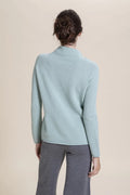 Maglia con collo ampio