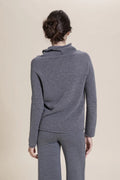 Maglia con collo ampio
