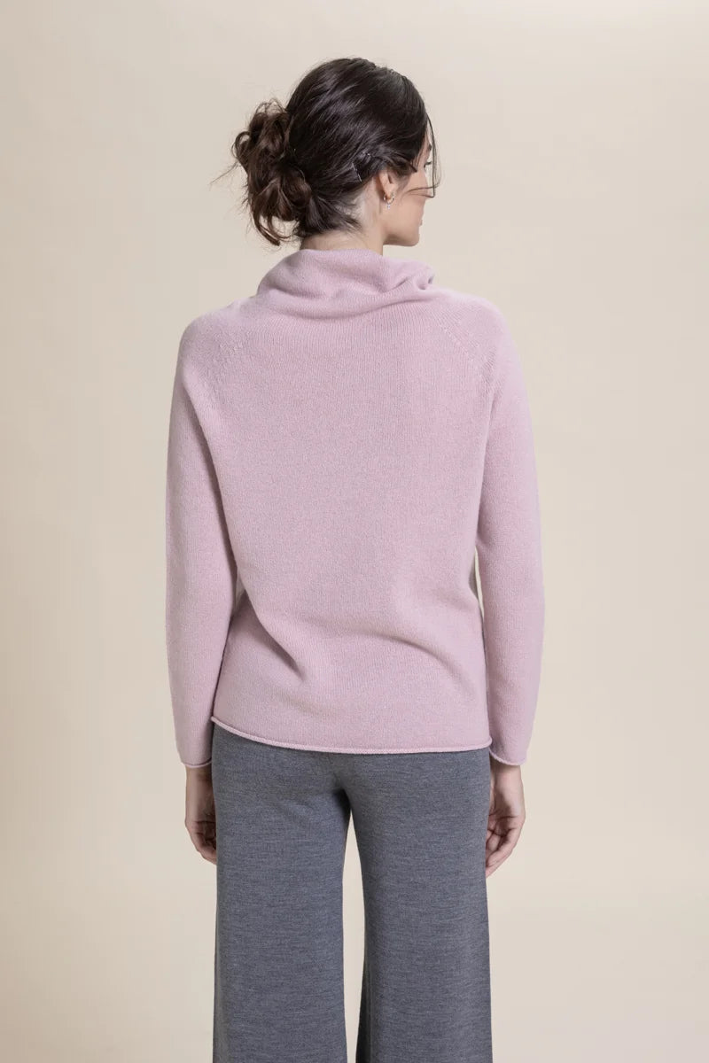 Maglia con collo ampio