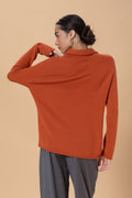 Maglia con collo ampio