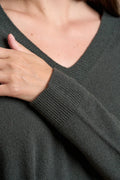 Maglia V over Cashmere blend