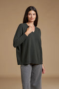 Maglia V over Cashmere blend
